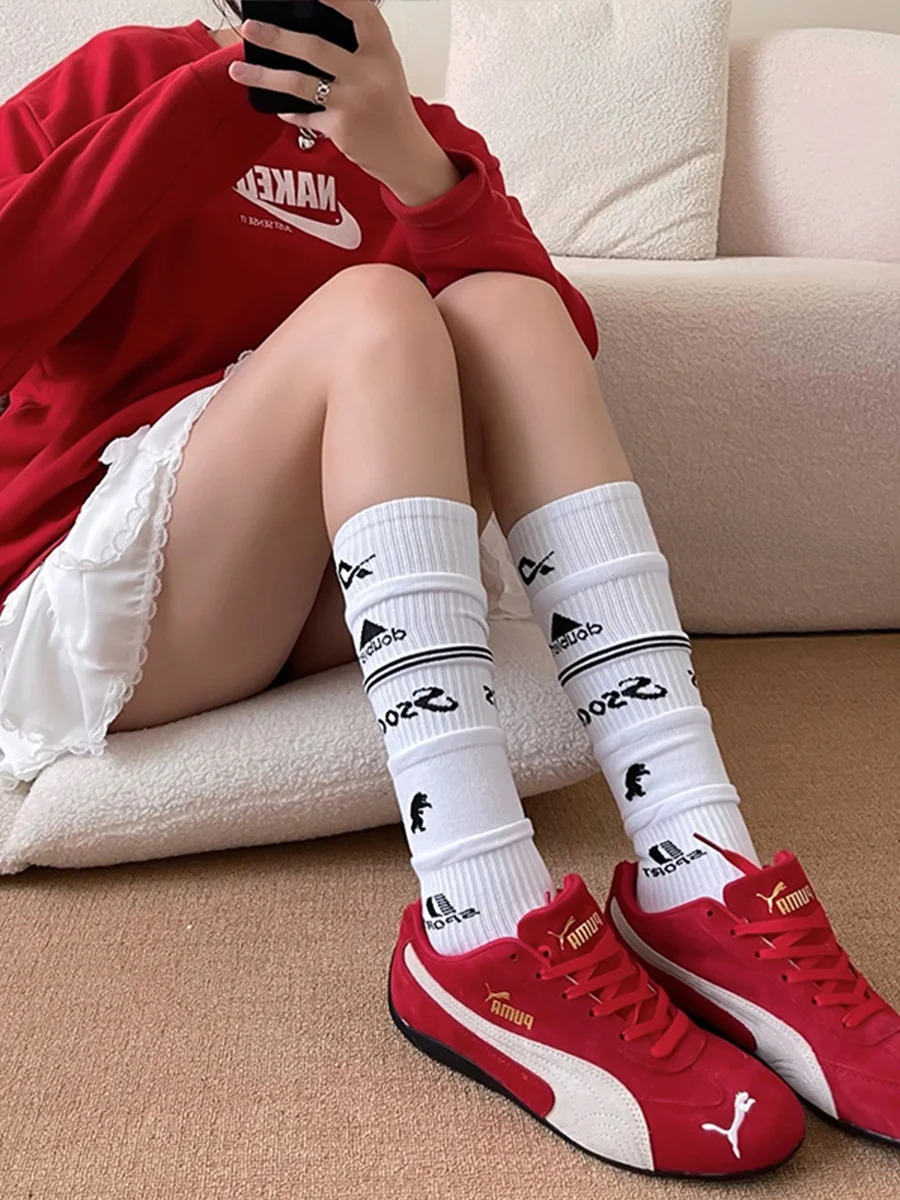 

Spor Patchwork Cotton Sos Women's Letter Pattern Slimming Leg Effect Mid-Calf Chunky Sos for Outdoor Wear Casual Sle