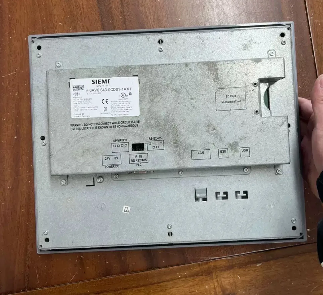 6AV6643-0CD01-1AX1 Панель HMI для Siemens 6AV6 643-0CD01-1AX1