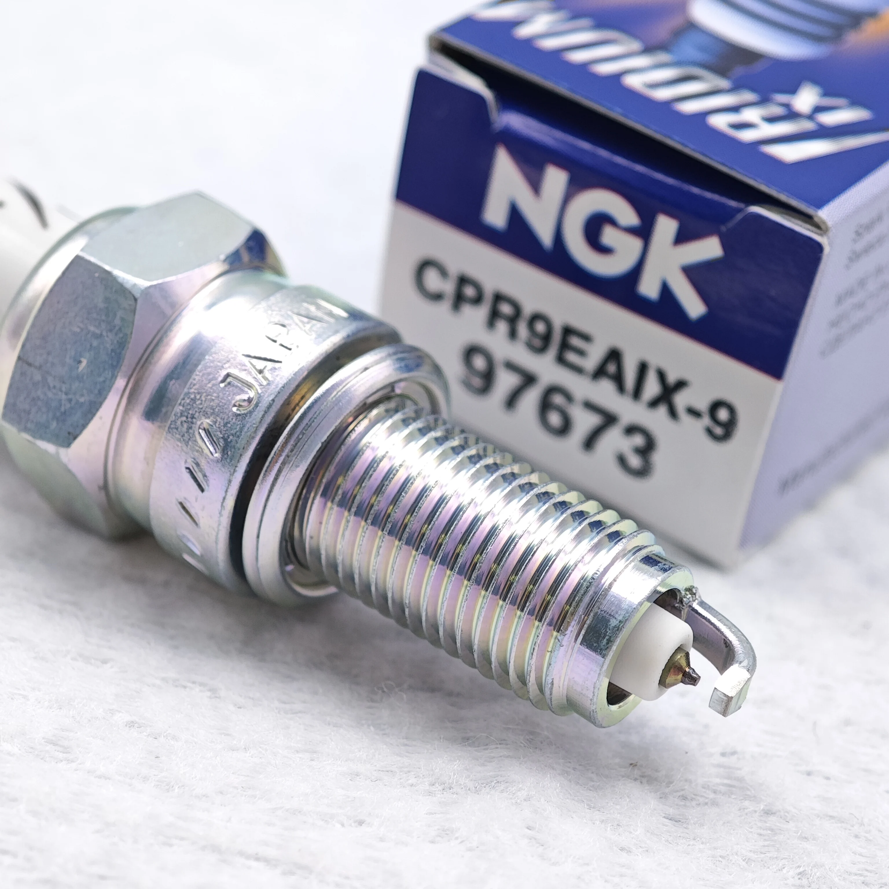 1pcs Original NGK Iridium Spark Plug CPR9EAIX-9 97673 Upgrade