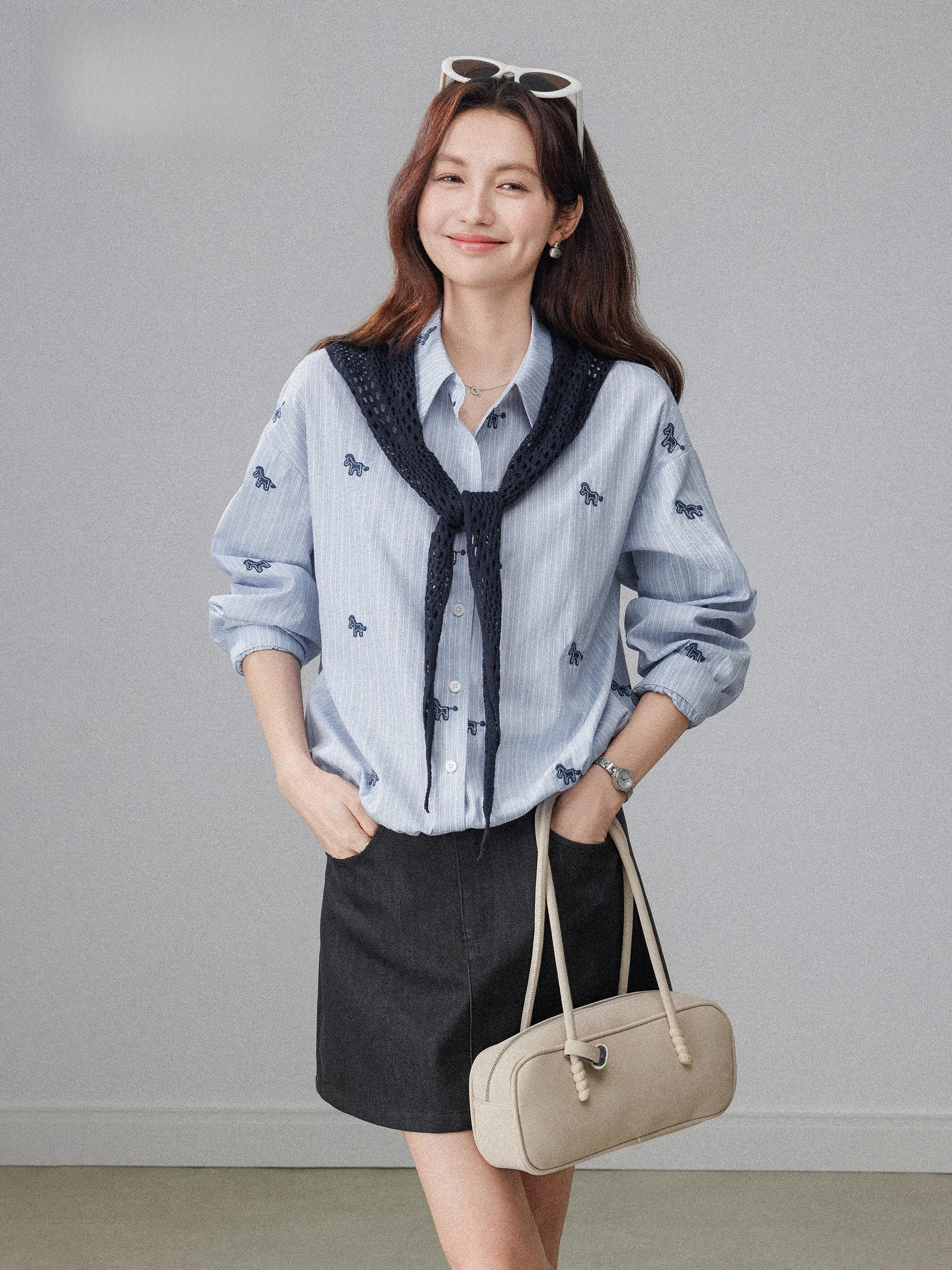 

Women's Early Spring Checkered Embroidered Shawl Shirt Korean Design Versatile Top Knot Long Sleeve Regular Fit