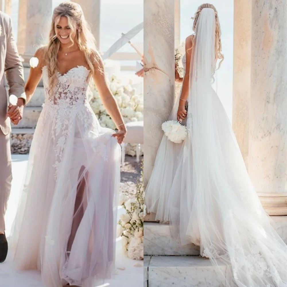 

Customized Simple White Tulle Wedding Dress Temperament Strapless Sleeveless Bridal Gowns Sweep Train Appliques Backless Dress