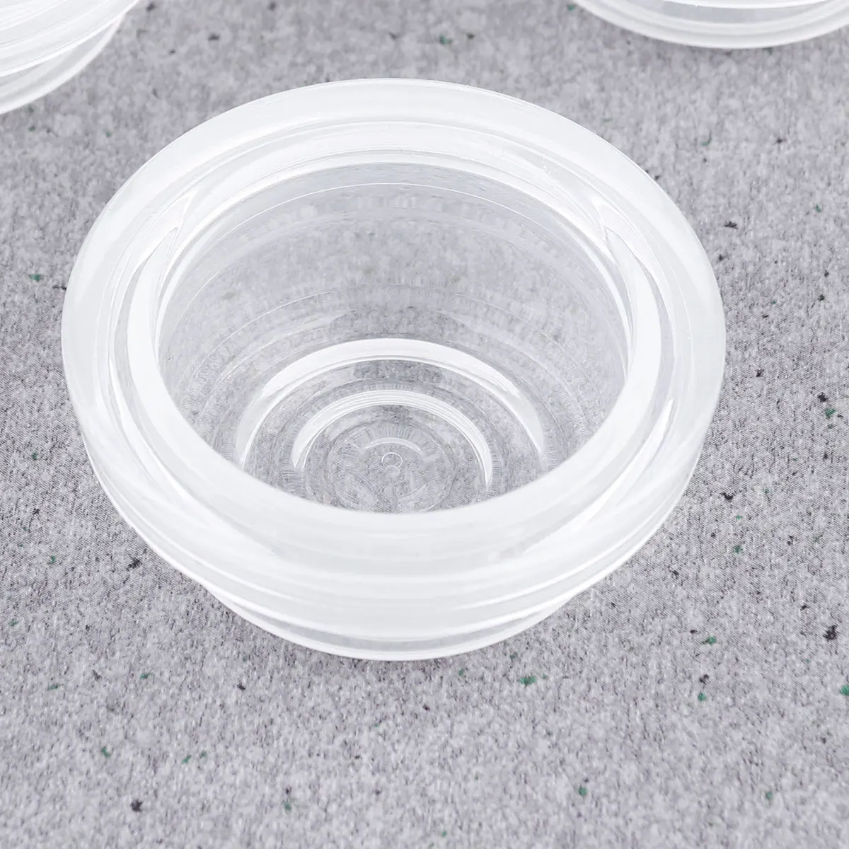 

4Pcs Portable Manual Silicone Breast Pump Milk Collector Lightweight Breastmilk Extraction Accessory