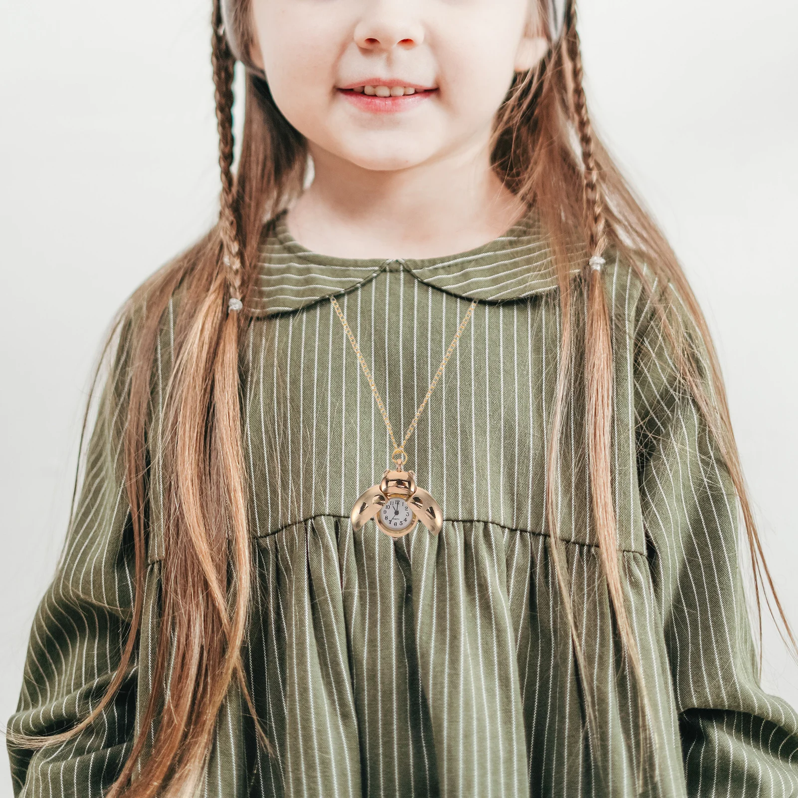 ساعة جيب للأطفال: قلادة كوارتز عتيقة على شكل خنفساء وأرقام عربية ومينا شفافة للأطفال والبنات والأولاد هدية عيد الميلاد والكريسماس