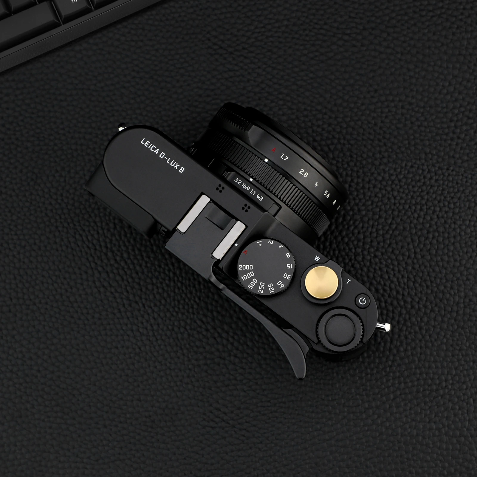 Haoge Metal Thumb Up Grip for Leica D-LUX 8 Camera Digital AccessoriesTHB-D8B Hot Shoe Thumb Up Rest Support Handgrip