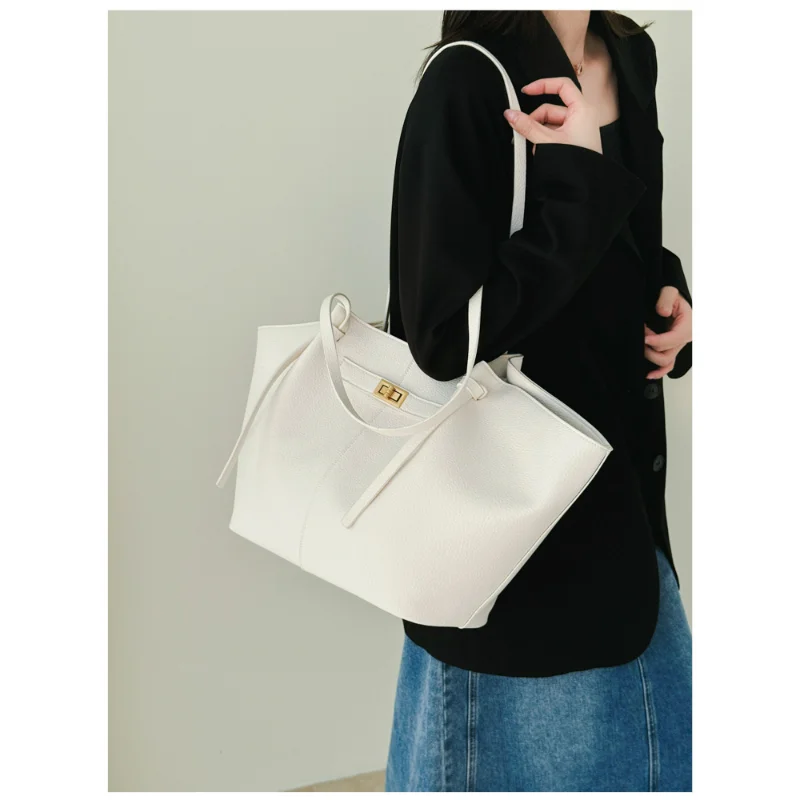 2026 Yeni Yarasa Şeklinde Kadı - Women Bags 2026 Trends incelemesi ve fiyatı
