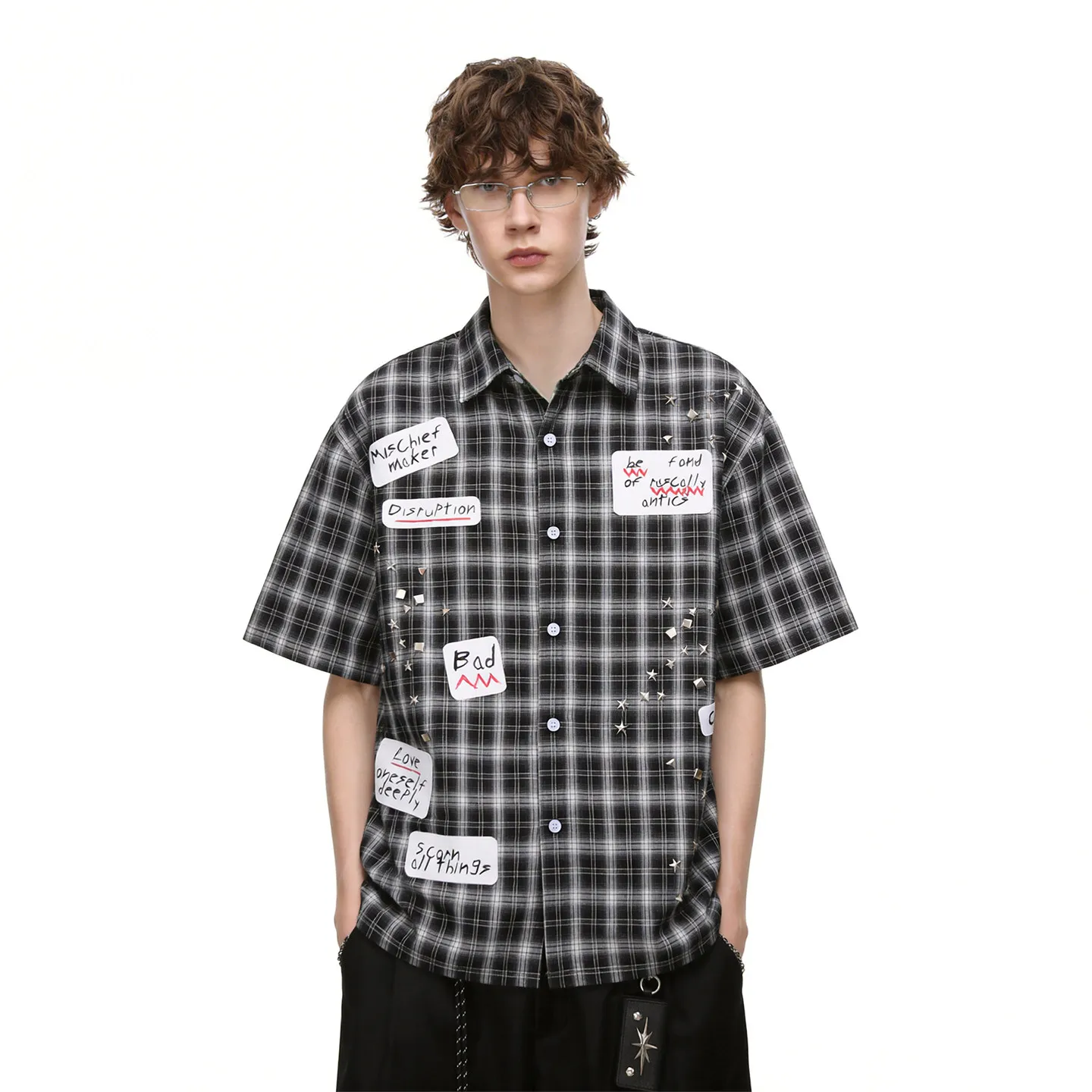 2026 New American Retro Plaid Shirt  Men Loose Lapel Short Sleeve Black Gray Checkered Letter Print Rivet Street Tops
