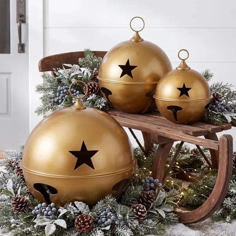 Large painted gold-plated iron Christmas bell, antique sleigh-shaped pendant, giant Christmas tree
