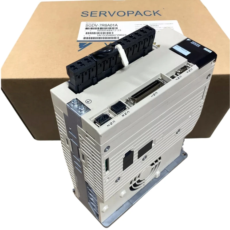 

Совершенно новый сервопривод Yaskawa SGDV-7R6A01A, гарантия 1 год