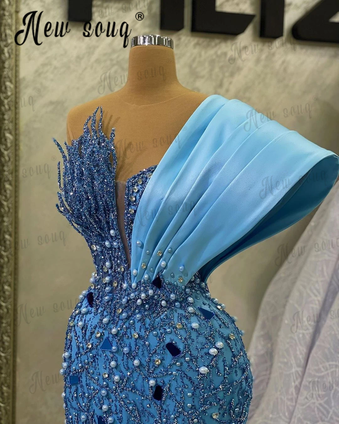 Unique Design Shoulder Beaded Mermaid Evening Dress With Pearls Stones Blue Floor Length Prom Dress Formal Celebrity Vestidos