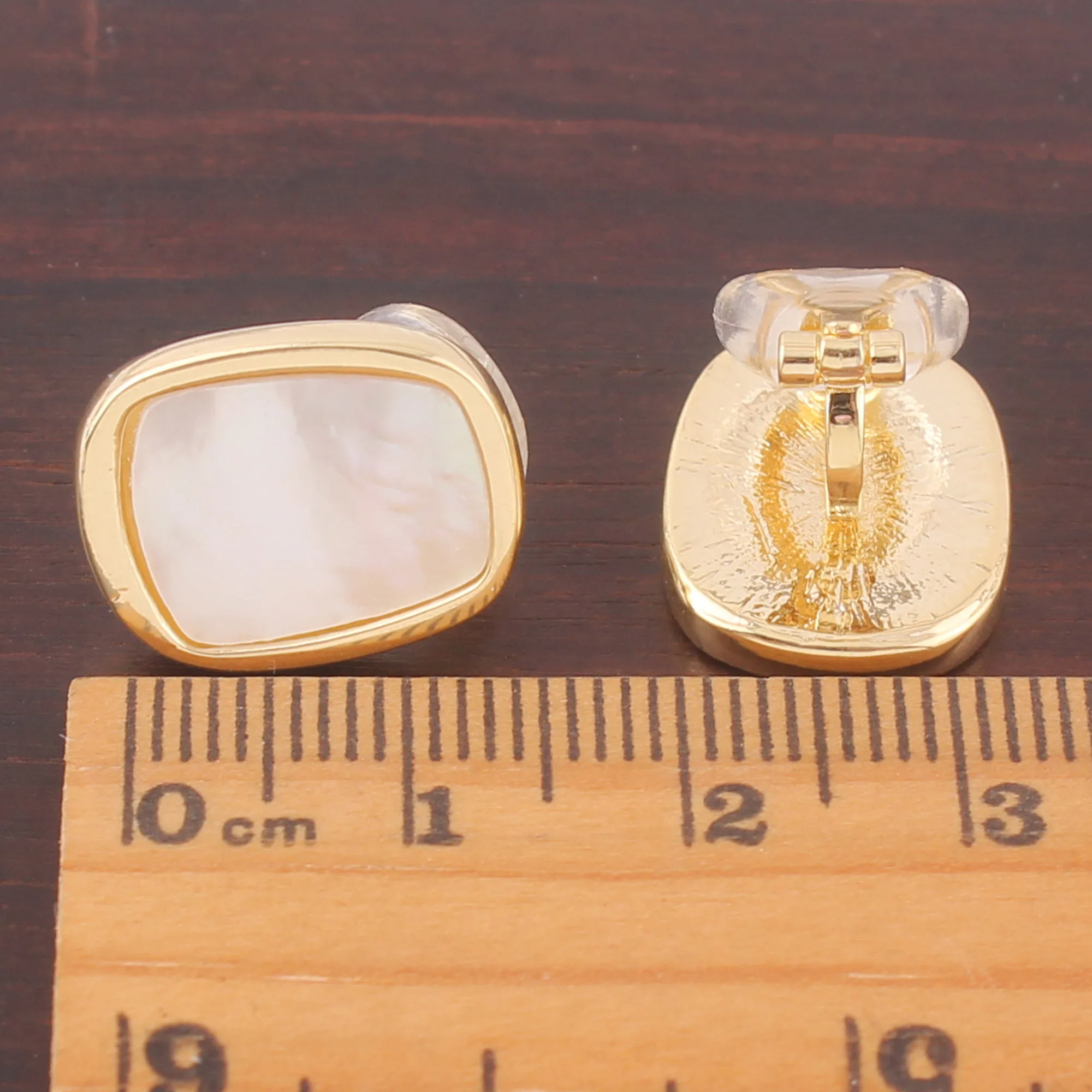 GRACE JUN Top Quality Copper Shell Geometric Clip on Earrings Without Pierced Ear Clip Fashion Classic Cuff Earrings Accessory image 4