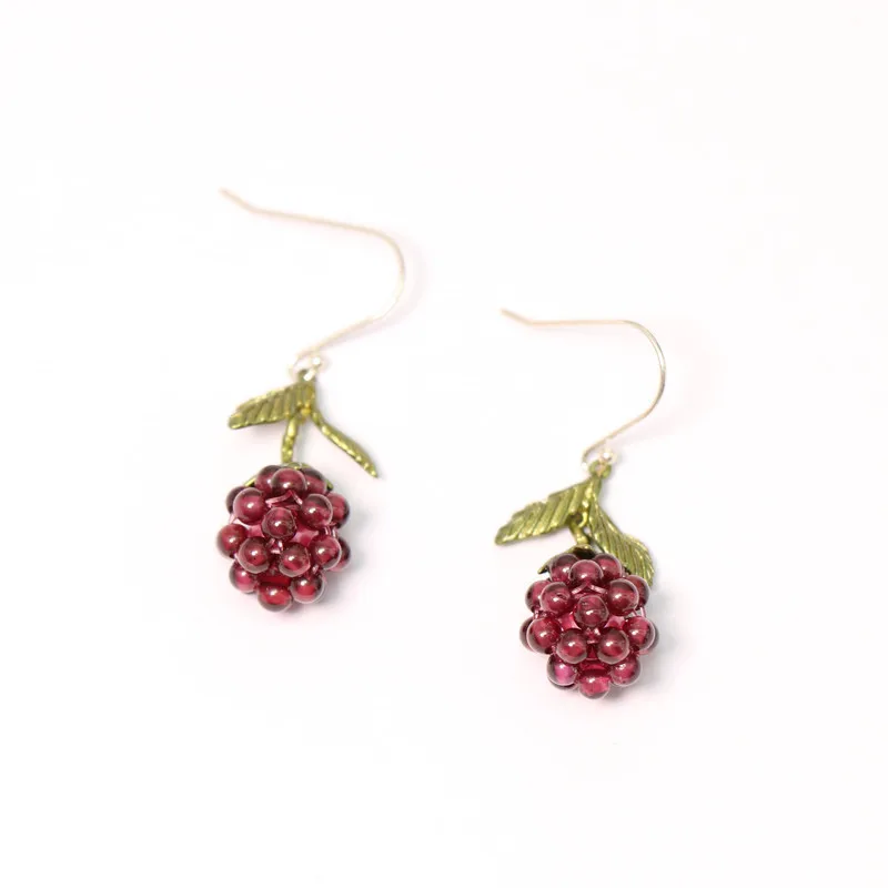 

2025 New Retro Sweet Exquisite Hand-woven Lacquered Burgundy Raspberry Fruit Garnet Charms Green Leaf Hook Earrings for Women