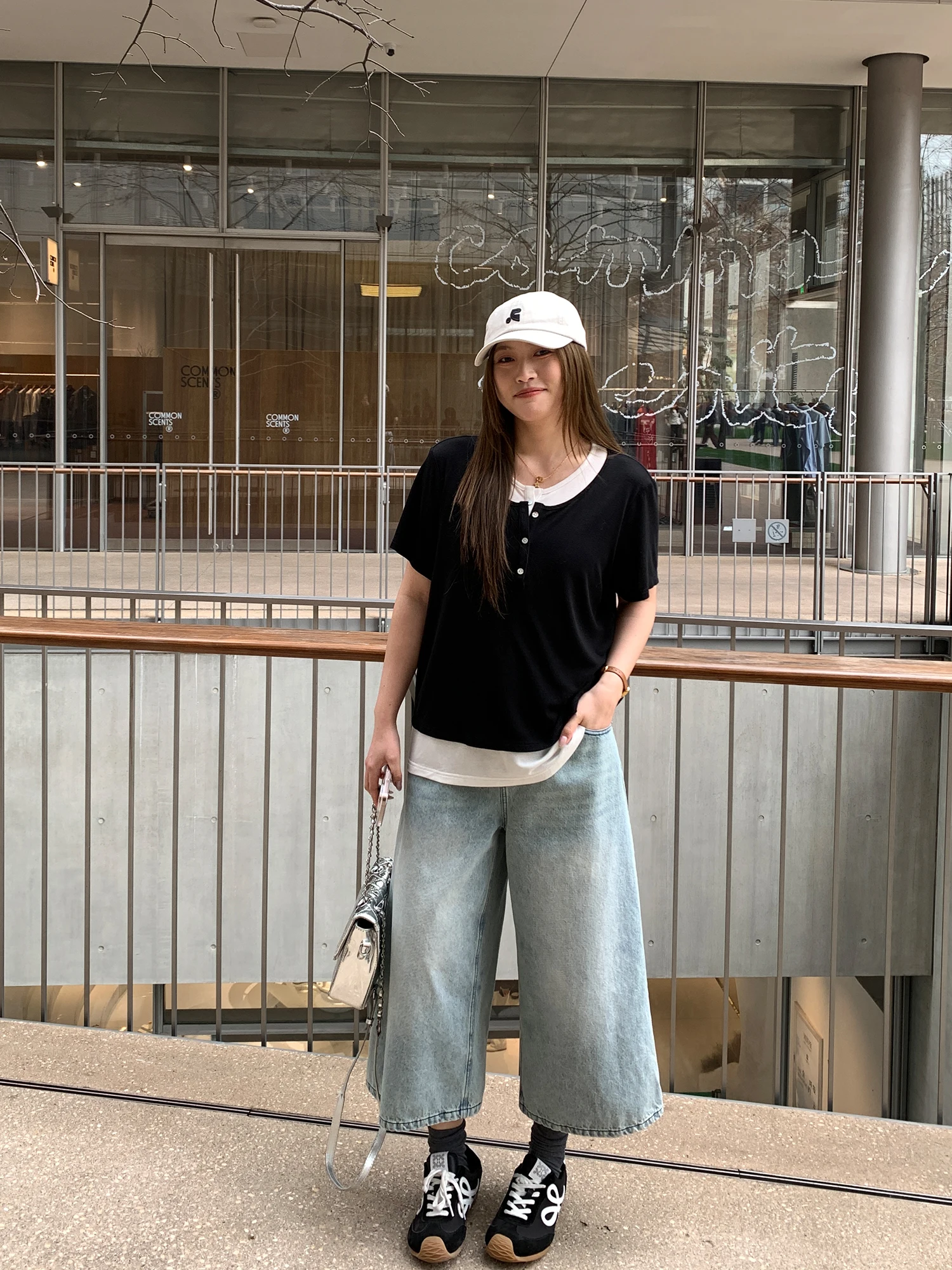 

Loose Wide Leg Jeans Women's Spring Denim Cotton Washed out Vintage High Waist Trousers Comfortable Fit Casual High Street Style