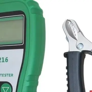 Automotive For Battery Resistance and Voltage Tester DY216 for 12V Acid Batteries Used in Cars SUVs and Light Duty Vehicles