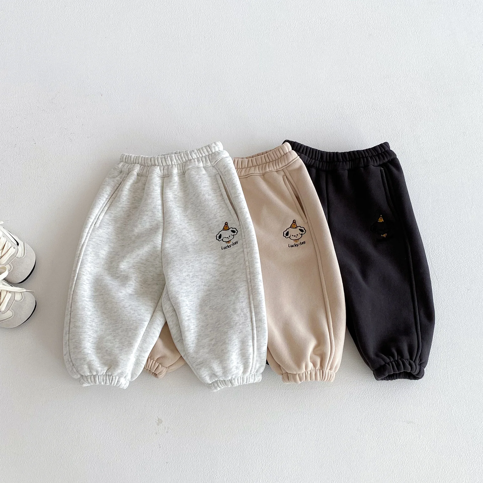 

2025 Winter Baby Warm Fleece Casual Pants Kids Cartoon Trousers Infant Loose Harem Pants Boys Girls Sweatpants Toddler Clothes