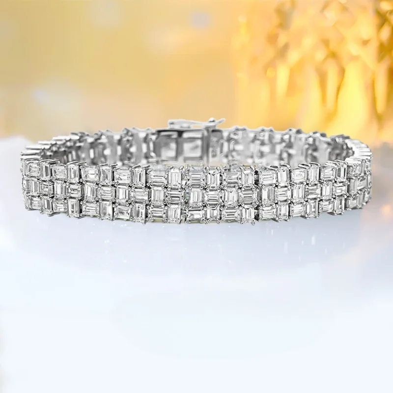 

Desire Fashionable Emerald Cut Inlaid with High Carbon Diamond 925 Versatile Silver Bracelet, Junior Design, Sense Female