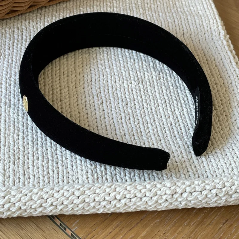 Fashion Pure Black Velvet Headbands Women Padded Cotton Hair Bands 2024 Simple Style Solid Color Hair Hoops Headdress Head Wraps