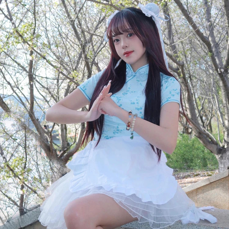 ชุดคอสเพลย์สาวน้อยสไตล์จีนแบบใหม่ ชุดเมดสาวหวาน หรือ ชุดใส่ได้ทุกวัน