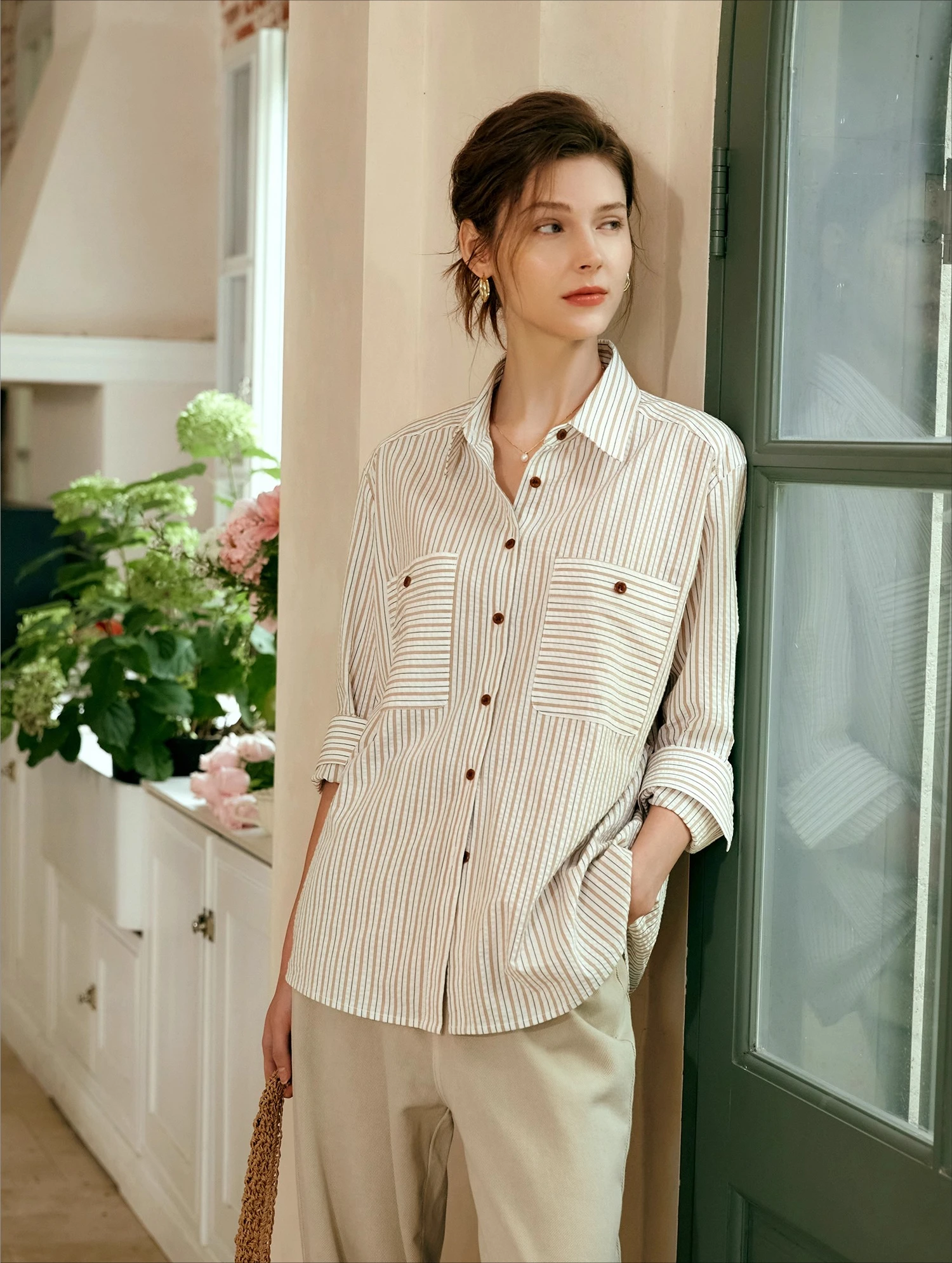 

OLrain French Striped Shirts Women Casual Loose Straight Blouses 2026 Autumn Turn-down Collar Long Sleeve Lady Blouse 56QC93099