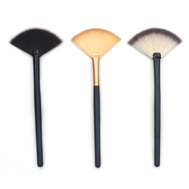 Professional Fan Makeup Brushes Face Highlighting Make Up Brushes Cosmetic Tool, Powder Contour Brush, Black Wooden Handle