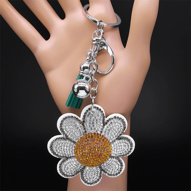 Cute White Flower Keychain for Women Girl Silver Color Alloy Rhinestone Bag Charm Keyring Holder Jewelry llaveros KZZZ184S01