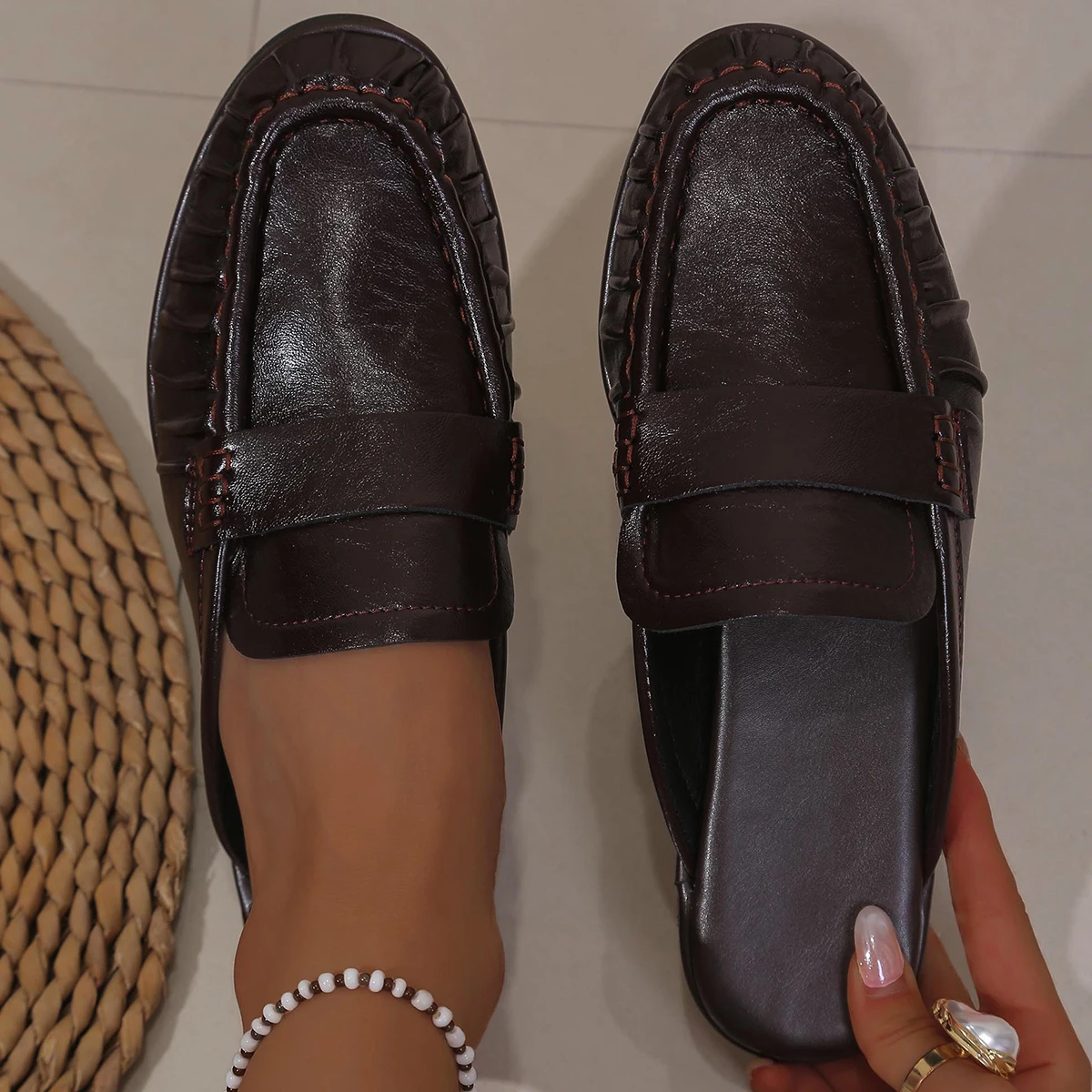 

Женские модные летние шлепанцы-слипоны, повседневные лоферы, удобные прогулочные туфли больших размеров, комфортные тапочки-слайды для женщин