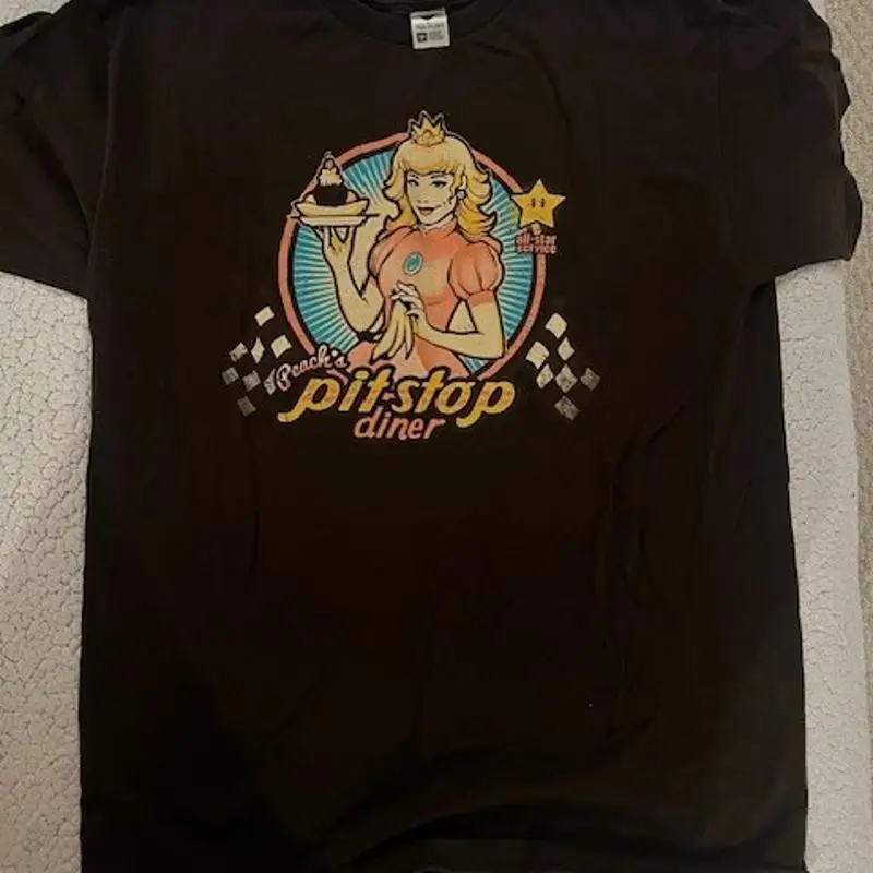 Mens Novelty T Shirts - Pop Culture - Pitstop Diner - Size M