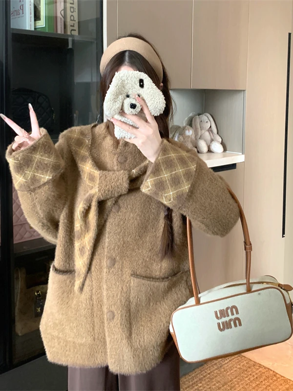 

plus Size Fleece Lined Hooded Jacket Winter New Style Loose Fit Plaid Splicing Mink Velvet Top for plus Size Women