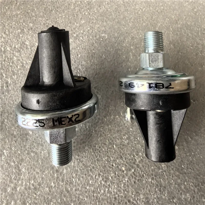 BELAZ 75581 Original QST30 Temperature Switch 3628750 Construction Machinery Parts Mining Truck Sensor