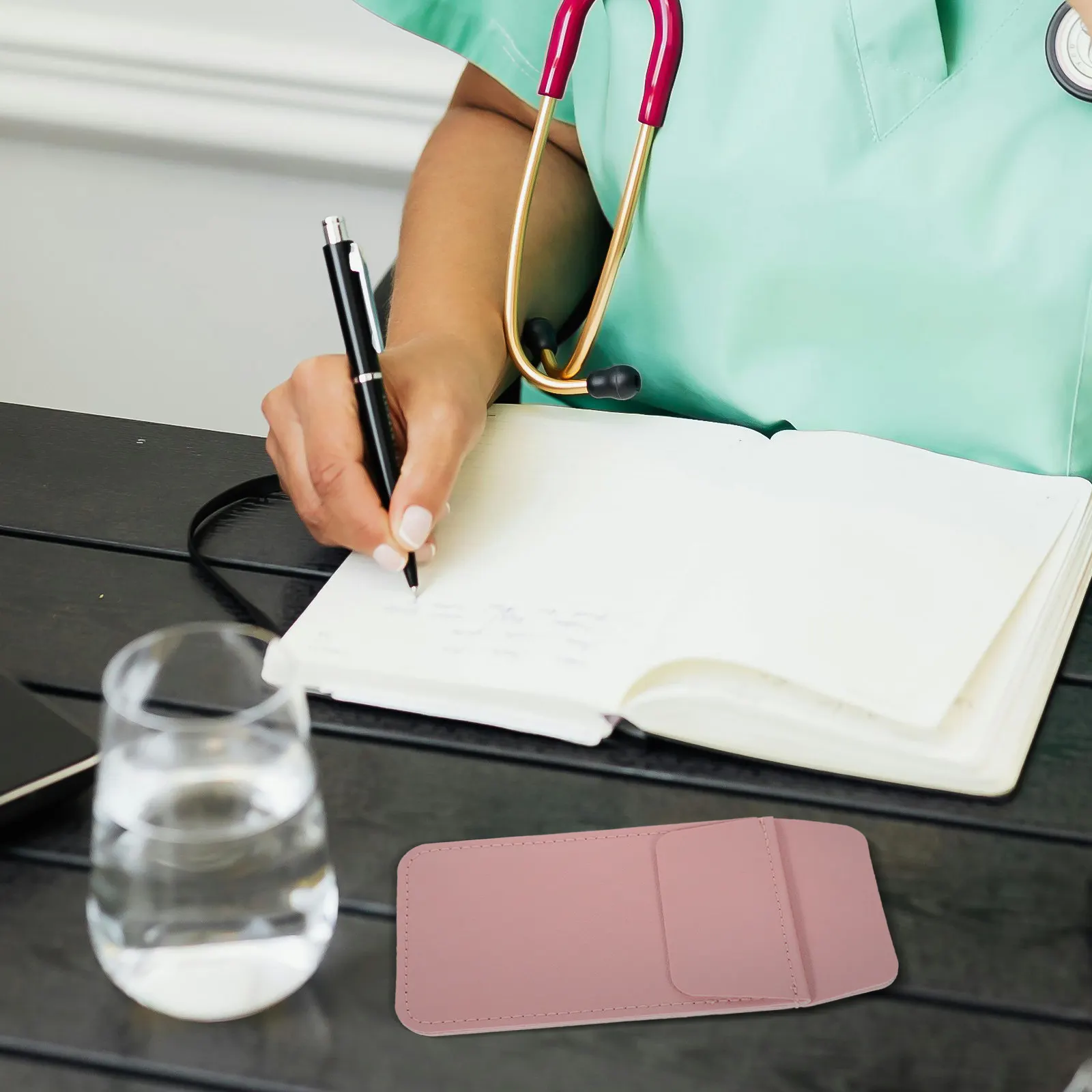 

2 шт. портативных чехлов для ручек из ПУ, карманы для карандашей, органайзеры для ручек для медсестер и врачей, защитные чехлы для ручек для больниц, офисов, школ