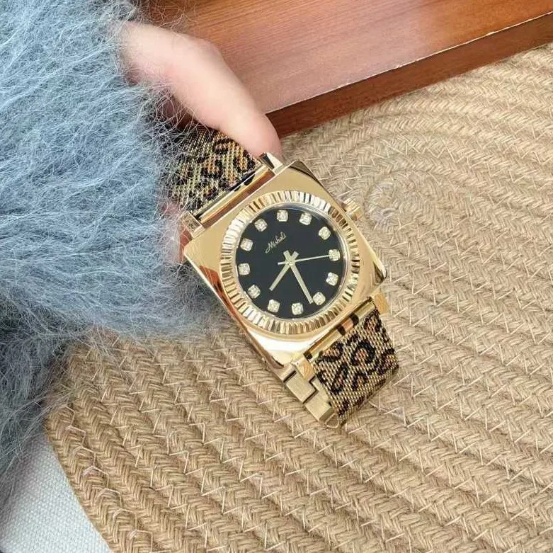 Leopard-Print Strap 2026 New Arrival Women's Luxury Quartz Watch Exquisite Large Dial Fashion Timepiece Women's Gift