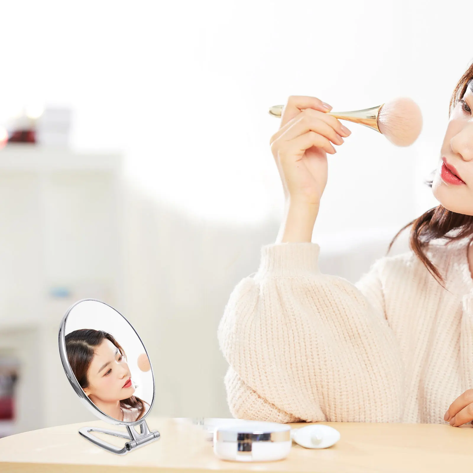 

Magnifying Mirror Desktop European Style LED Travel St Make up Vanity Mirror Swivel Practical Convenien