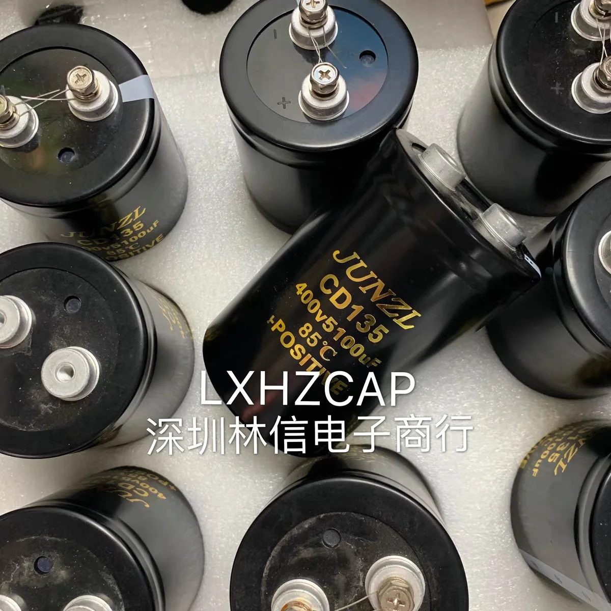 

Electrolytic capacitor cd135400v5100uf 75X11585 degrees original JUNZL spot 450VDC