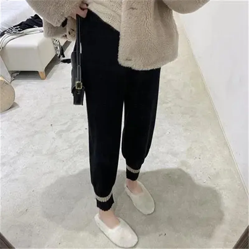 2023 New Autumn And Winter Korean Version Of Loose Bunched Feet Knitted Bloomers Fashion Show Thin Haren Pants Clothes For Women