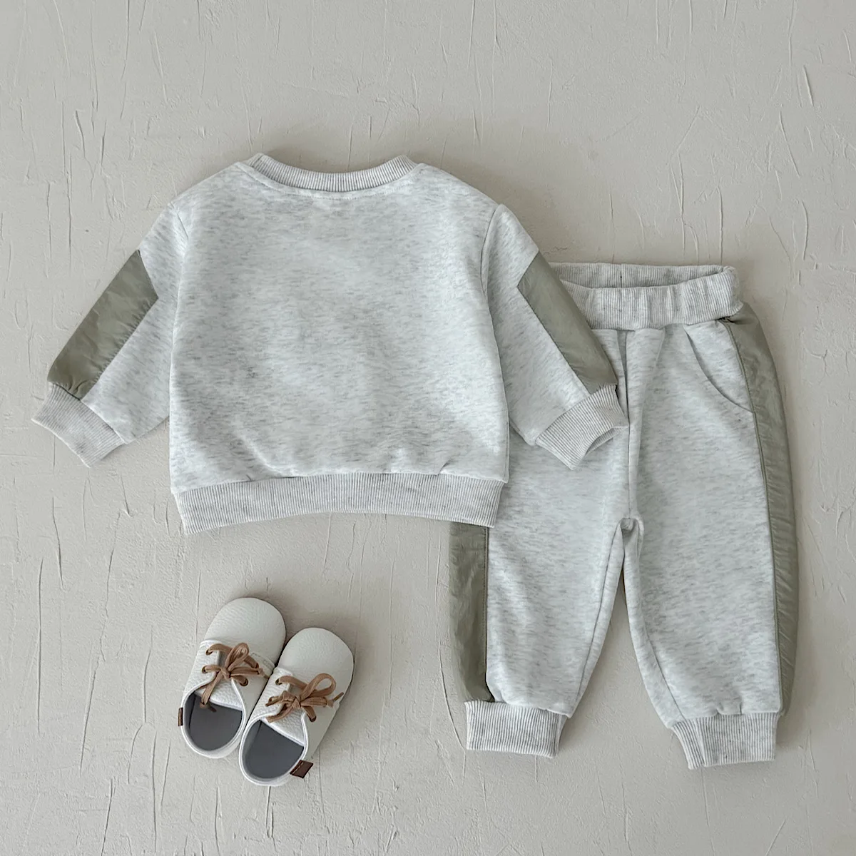 Unisex Baby Boy Clothes Color Block Pocket Sweatshirt Set, Infant Crew Neck Long Sleeve Top Jogger Pants Outfit