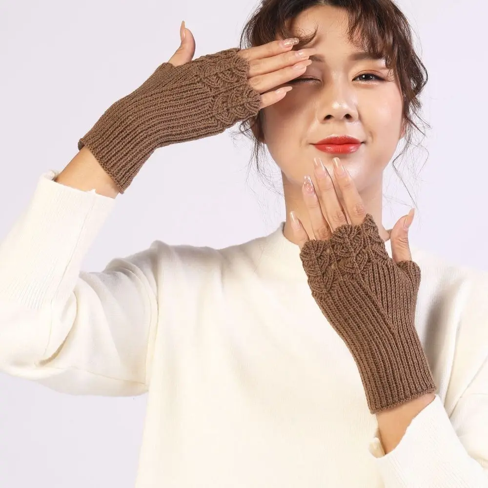 All-Match Vintage Knitted Gloves Hollow Out Half Finger Winter Wool Gloves Warm Touch Screen Crochet Flower Mittens Girls