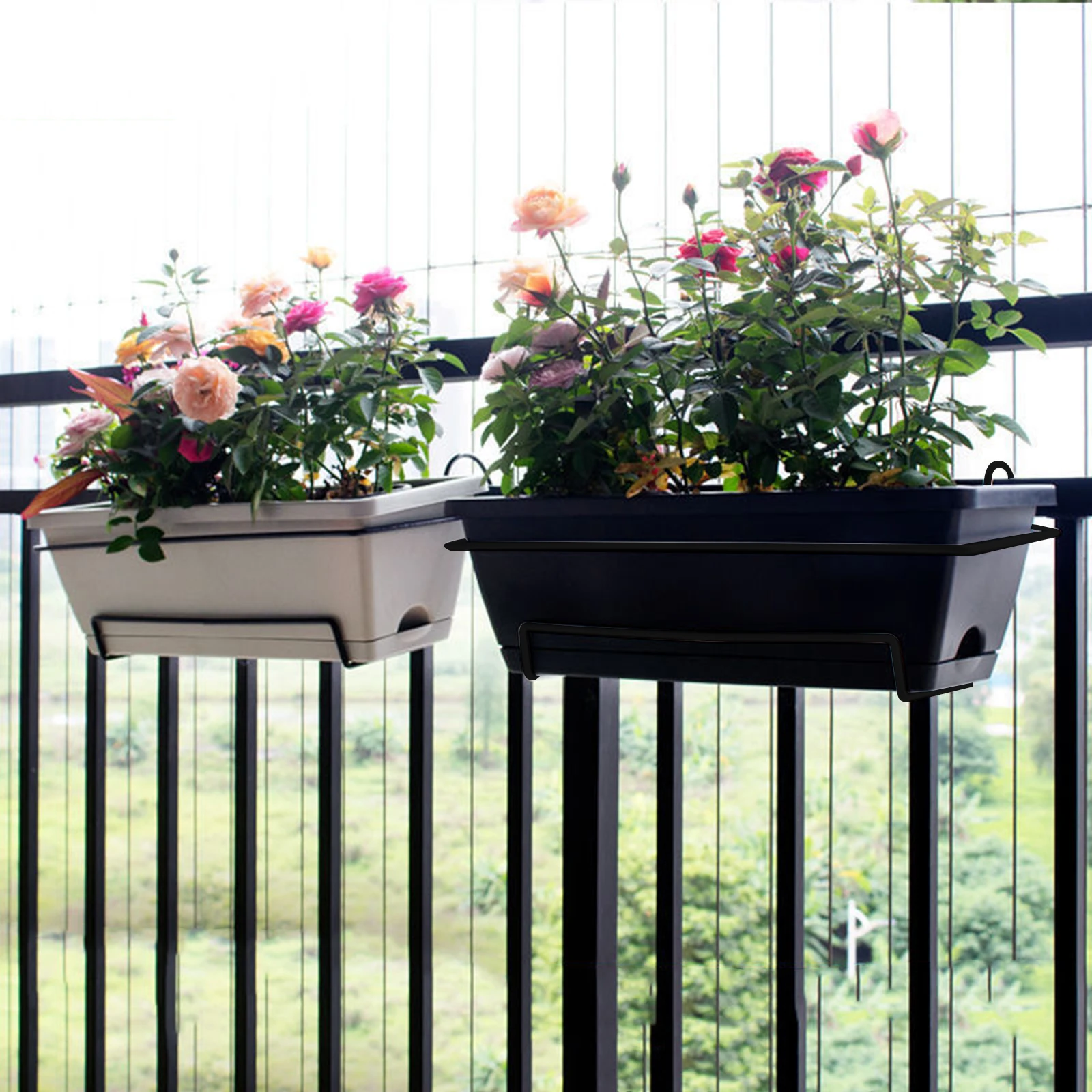 

Window Hanging Planter Flower Pot Vase with Tray for Balcony Railing Flowerpot for Garden Countryside Yard