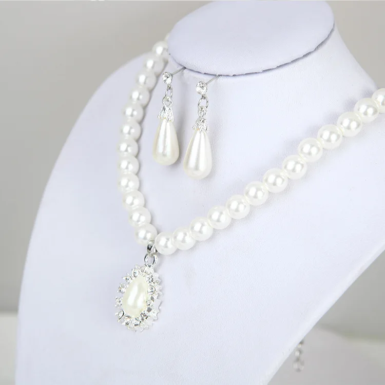 Elegant Fashion Big Pearl Bridal Jewelry Set for Women Silver Crystal Teardrop Earrings Necklace Set for Women Anniversary Gift