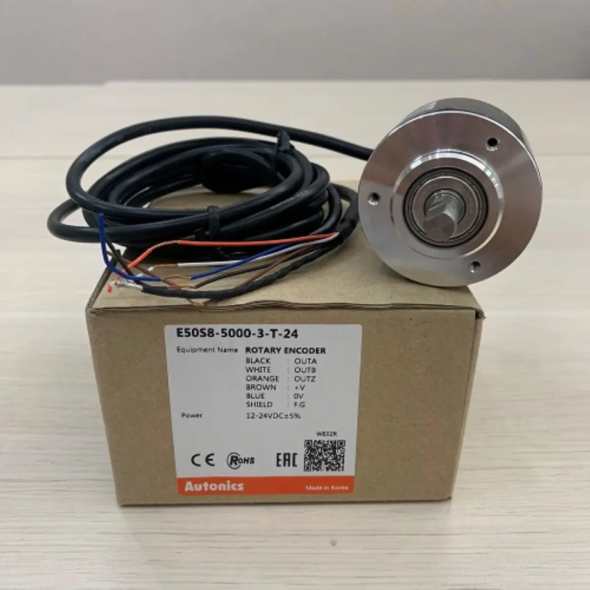 E50S8-5000-3-T-24 - 50 mm Incremental Rotary Encoder