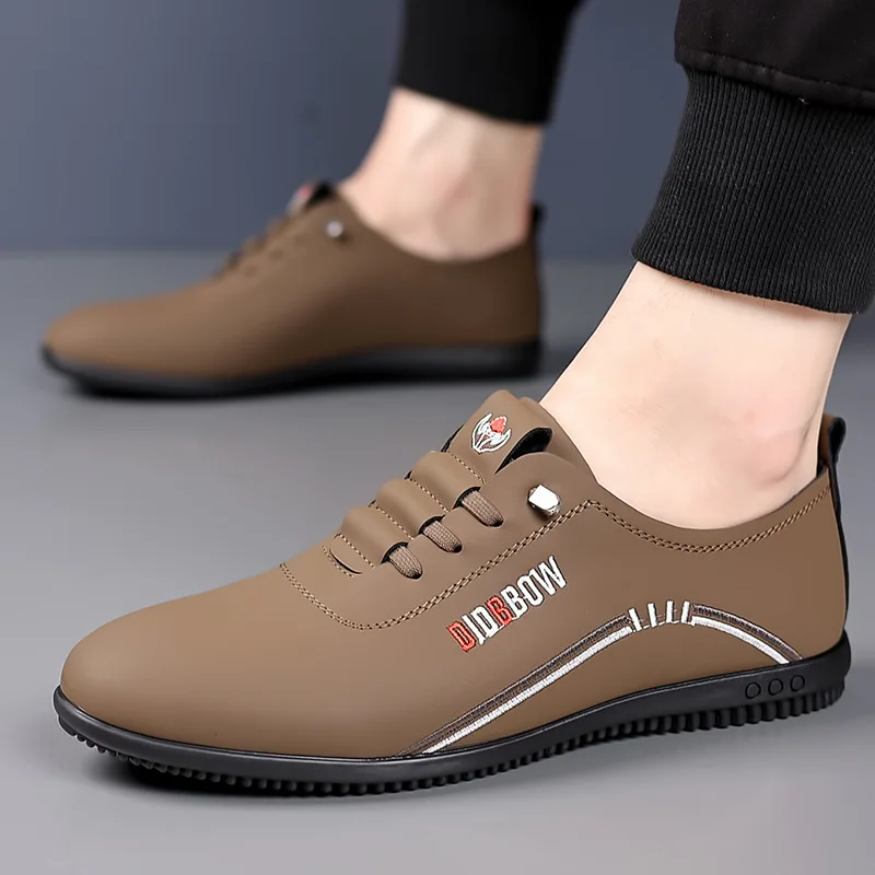 2024 Autumn Casual Leather Shoes for Men Soft soled Business Casual Shoes Flat Heels British Trendy One Step Stepping Bean Shoes