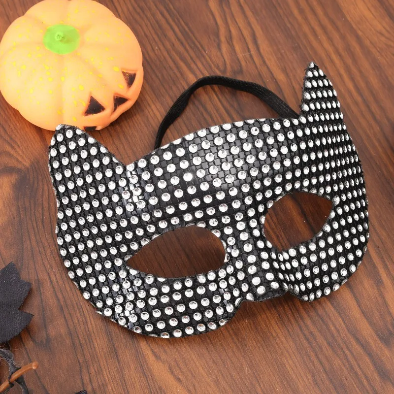 Unisex Cat Diamond Mask Sexy Half Face Eye Mask Halloween Party Cosplay Mask Costume Props Male Female Role-Playing Toy