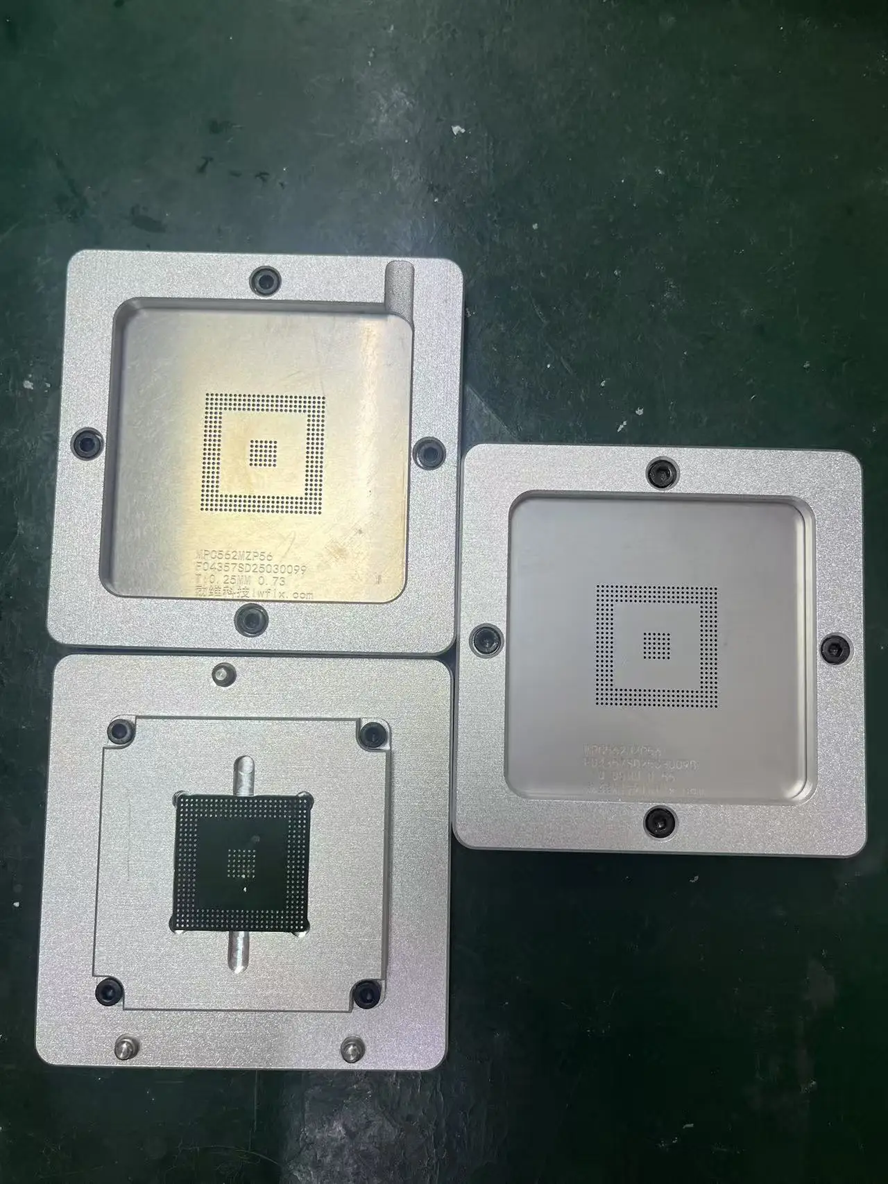 82x82mm BGAリボールステーション ステンシルホルダー MPC561 MPC556 ECUリボールキット