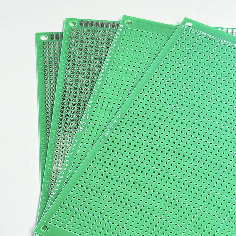 Single-side universal board pcb Multipurpose circuit board 7 holes hole board 9 lines 18*30 experimental board bread board 15*20