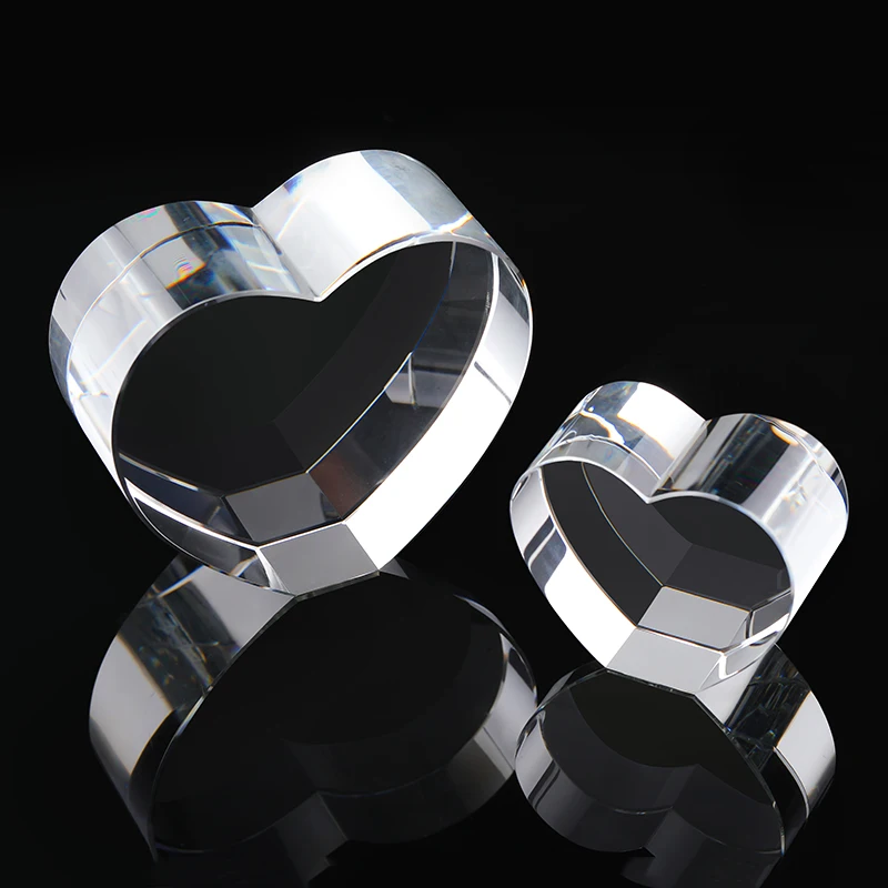 Transparent K9 Crystal Heart Shaped Crystal Ornament for 3D Laser Engraving Love Heart-shaped Crystal Photo Frame Souvenir