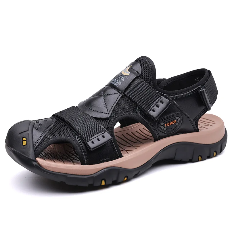 

Летняя дышащая уличная повседневная пляжная обувь для мужчин, новинка лета 2023 года, дизайнерские кожаные сандалии, мужские модные повседневные сандалии для мужчин