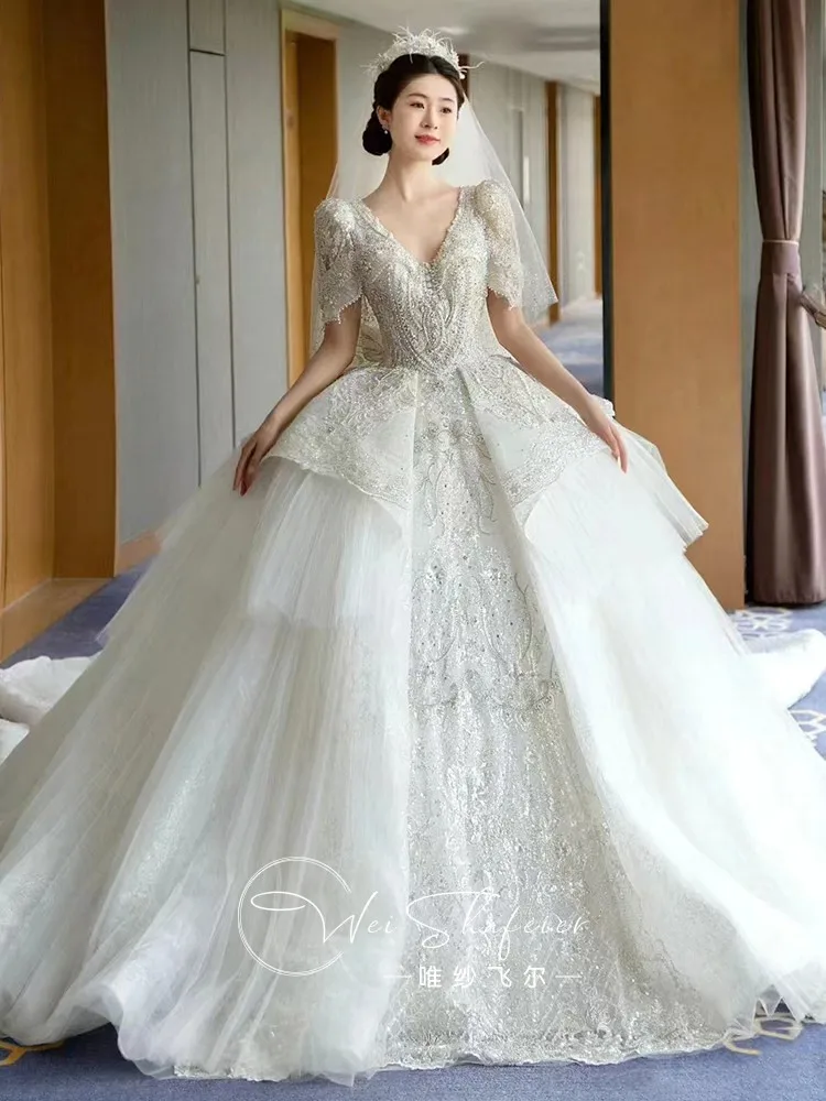 

A new high-quality heavy main fabric plus-size dress