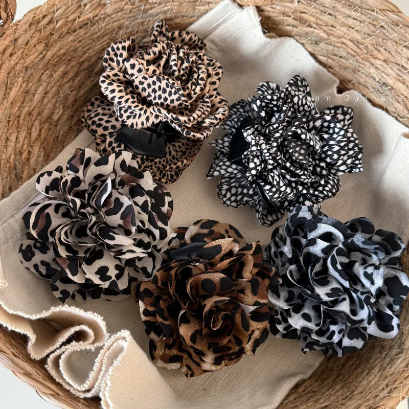 

Vintage Leopard Print Flower Hair Claw for Women Girls Elegant Fashion Versatile Ponytail Hairpin Hair Styling Accessories New