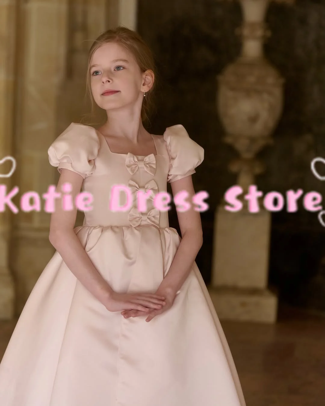 Customized Ivory Flower Girl Dress For Wedding Satin Sleeveless With Bow Elegant Kids Birthday Party First Communion Ball Gowns