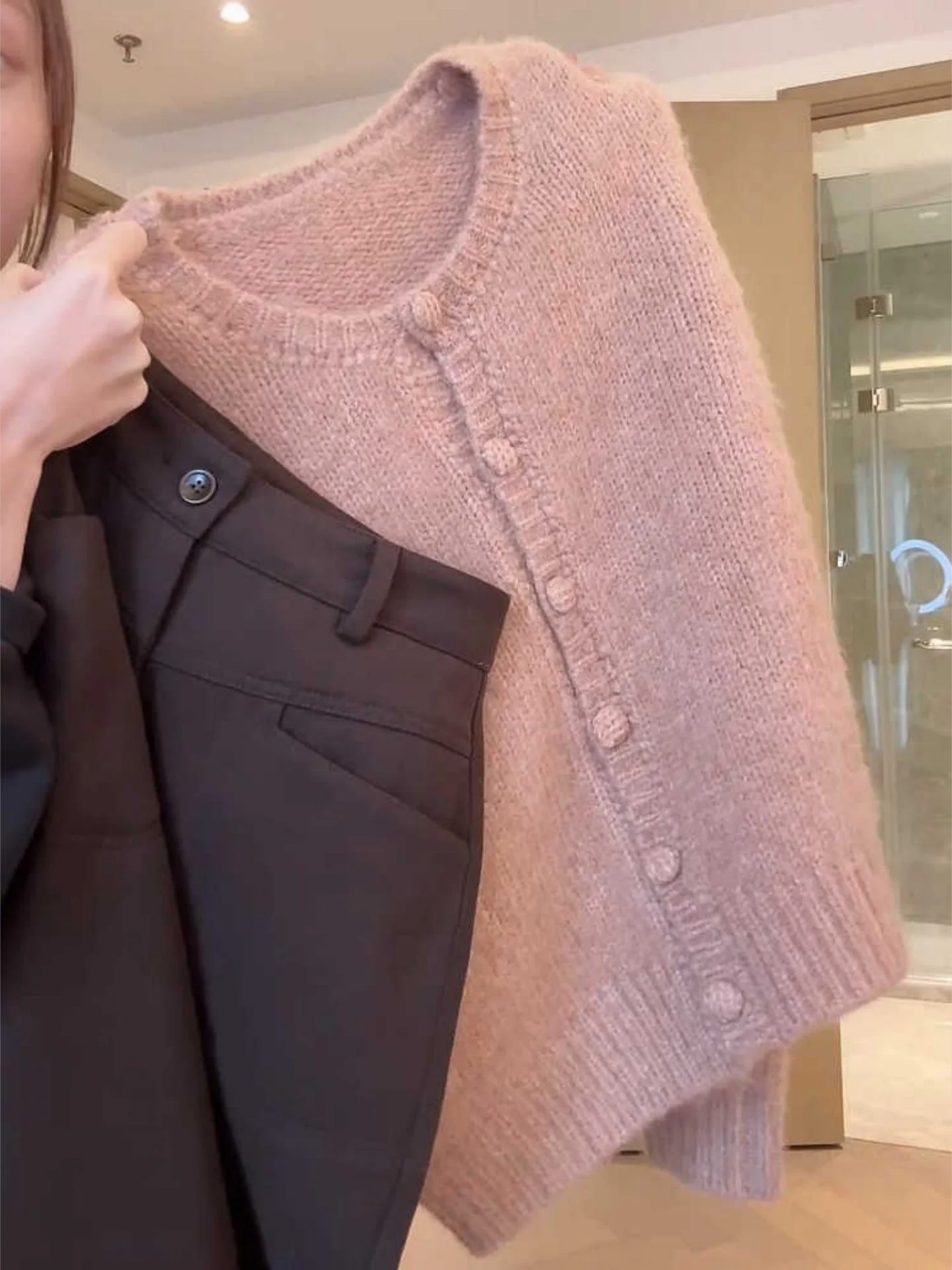 

Chic Knitted Sweater Women's Soft Cozy round Ne Top Trendy Korean Sle Long Sve Regular Fit Faionable Winter irt