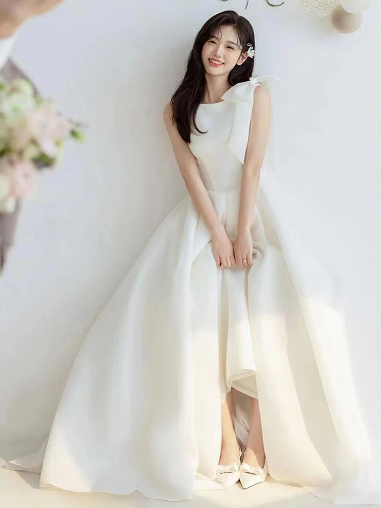 White Engagement Dress Women\'s New 2026 High-End Fairy Princess Style Beautiful Satin Fabric Sweet Bridesmaid Gown for Outdoo...