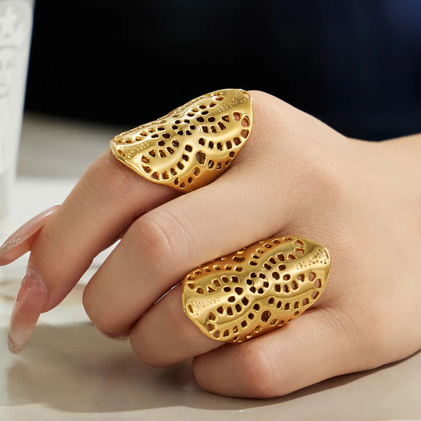 Filigree Ring Stainless Steel Full Finger Ring for Women 18k Gold Plated Long Armour Rings Hollowed-out Design Wide Dome Rings